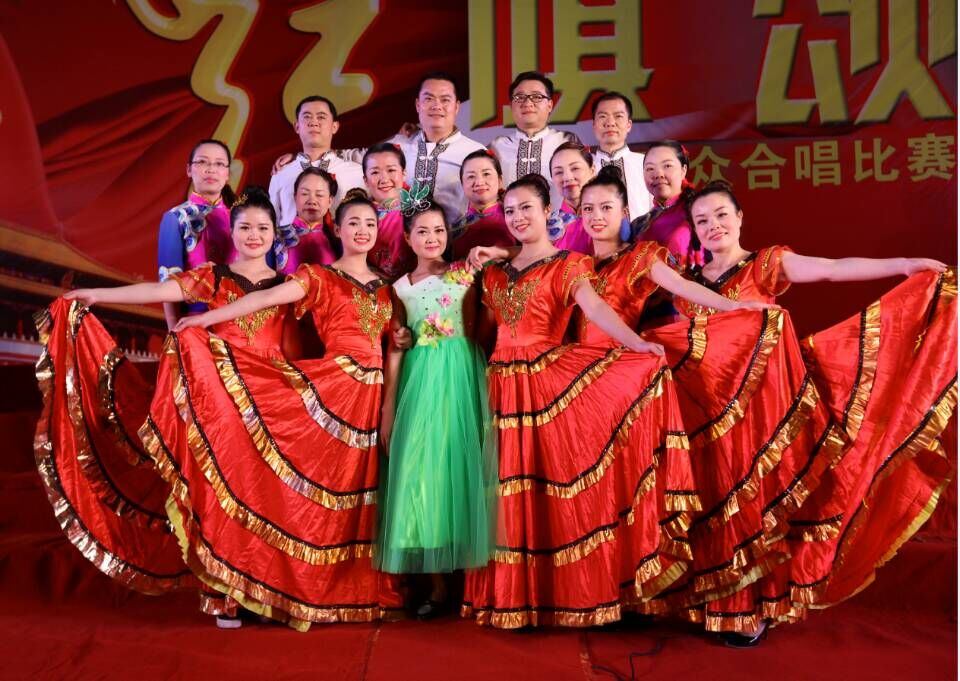 参加红歌比赛.jpg